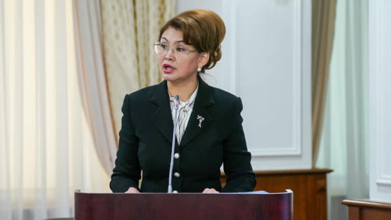 Балаева рассказала, почему визиты Путина важны для Казахстана