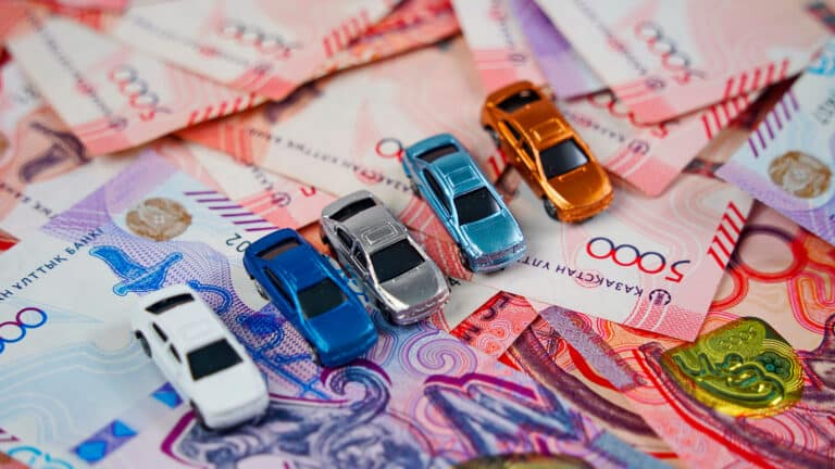 В Казахстане планируют пересчитать стоимость автостраховки