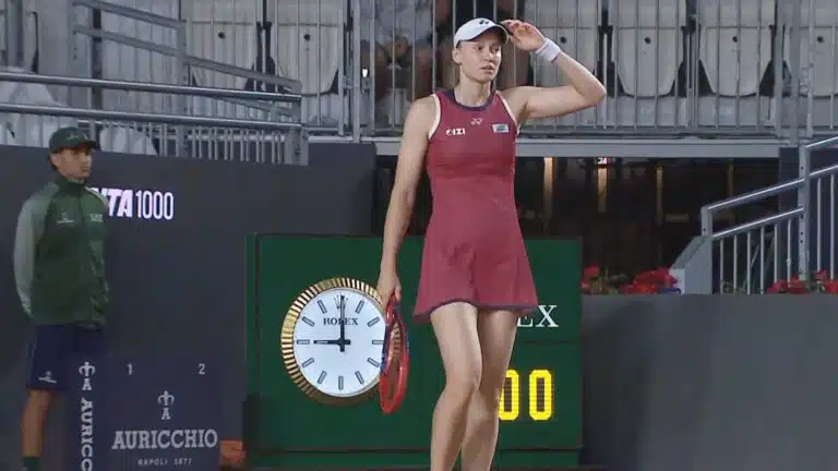 Елена Рыбакина выиграла первый матч на супертурнире WTA-1000 в Риме