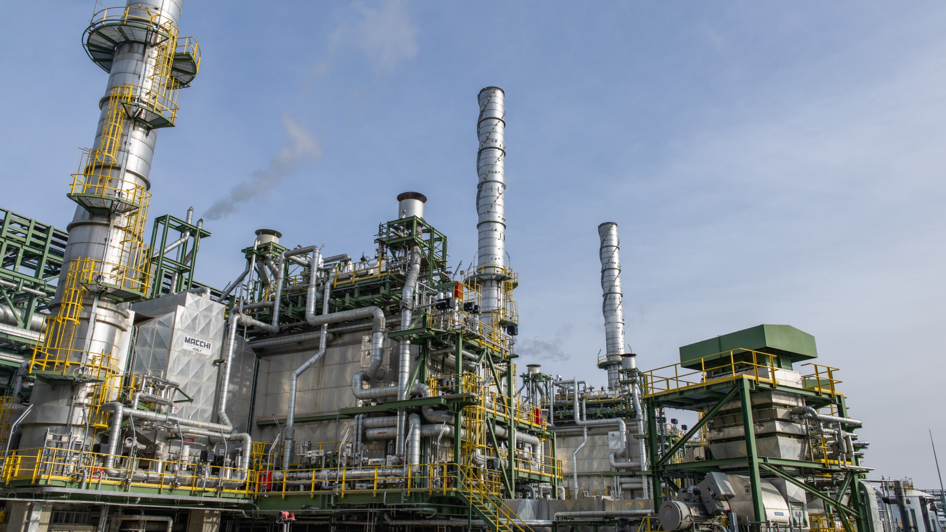 Добыча нефти на Тенгизе обрушилась из-за происшествия