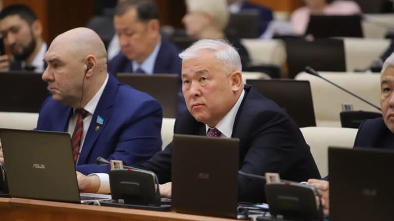 Депутаты не поняли, кого 