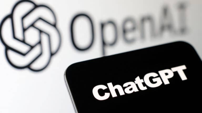 Создатель ChatGPT планирует выпустить ИИ-смартфон