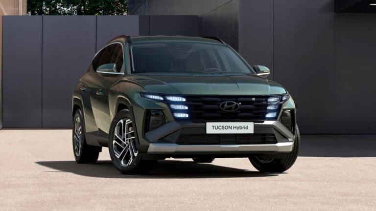 Hyundai отзывает 421 тыс. Tucson и Santa Cruz из-за опасного сбоя