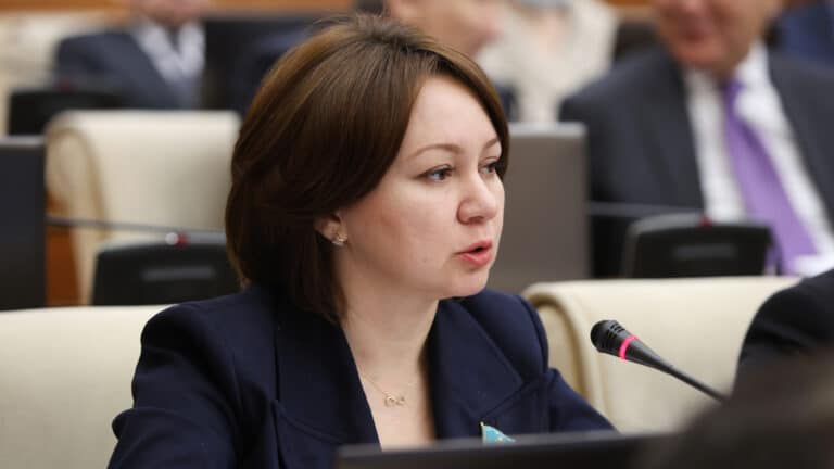 «Пусть живут»: депутат Имашева высказалась об ЛГБТК+ людях в Казахстане