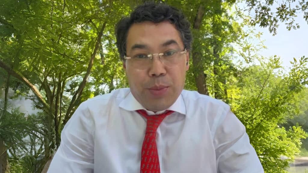 Бывший зять Карима Масимова не согласен с конфискацией терминала на границе Казахстана и Китая / instagram.com/akapenov, бильд-редактор Дастан Шанай