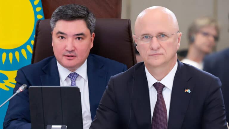 Бектенов проводил Скляра в администрацию президента и пожелал удачи Налибаеву 