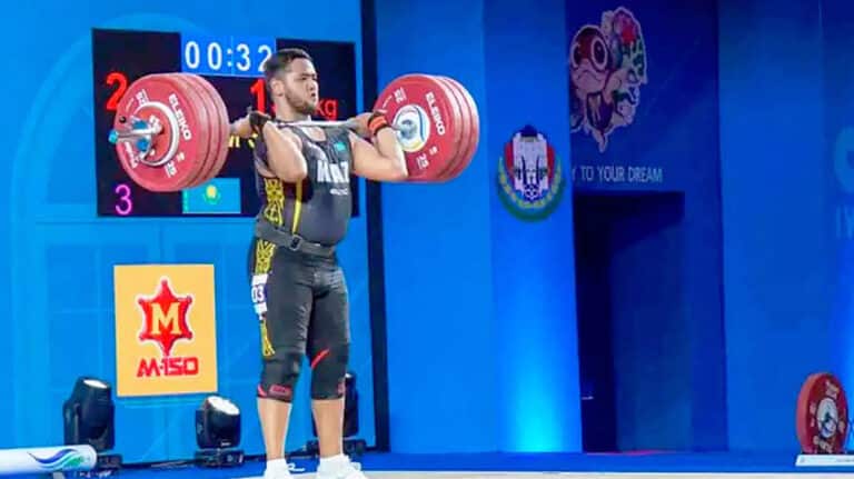 Султан Мейрам занял 4-е место на чемпионате Азии по тяжелой атлетике