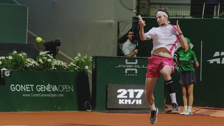 Александр Бублик вышел в полуфинал Geneva Open-2026