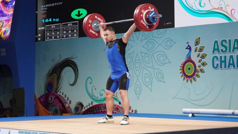 Штангист Петр Хребтов занял 5-е место на чемпионате Азии в Индии