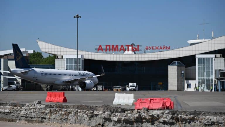 Нәлібаев Алматы әуежайындағы құрылыс жұмыстарын 1 шілдеге дейін аяқтауды талап етті