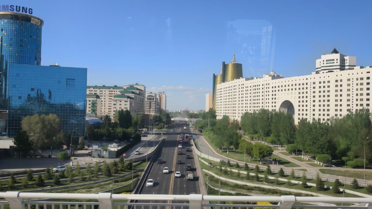 Первая поездка на LRT в Астане: как это было