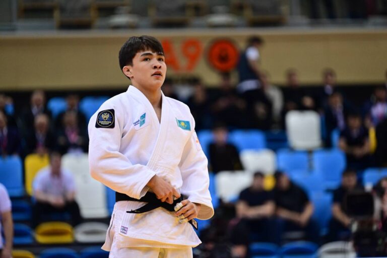 Акылжан Жубатканов проиграл в схватке за бронзу домашнего Grand Slam в Астане