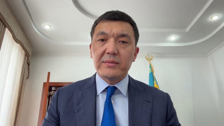Екібастұз әкімі 5 балдық жер сілкінісінің «болмашы» зардабы туралы мәлімдеді (видео)
