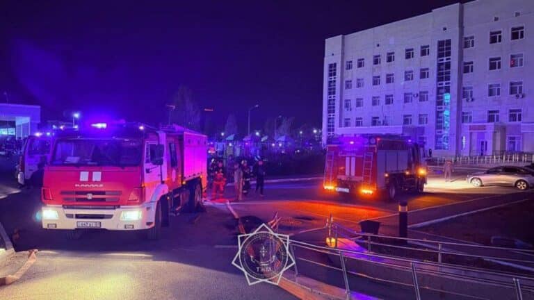 Астанада балалар ауруханасы өртеніп, науқастар эвакуацияланды