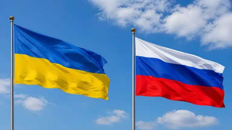 МИД России призвал жителей и дипломатов эвакуироваться из Киева перед 9 Мая