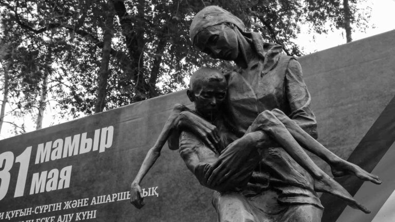 31 мамыр – саяси қуғын-сүргін құрбандарын еске алу күні
