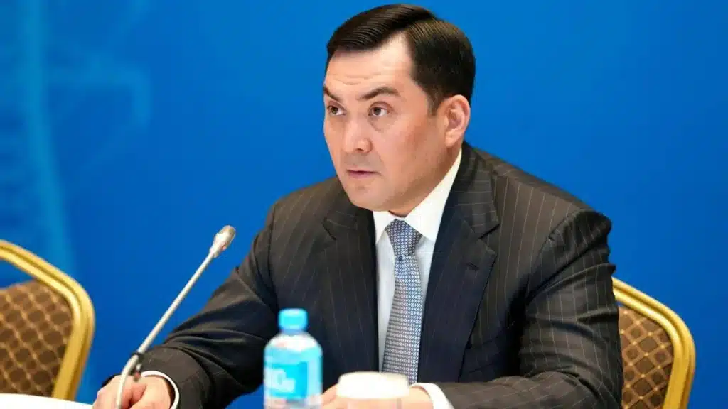 Ақкенженов «Достық» құбыры арқылы мұнай тасымалдау қашан жанданатынын айтты
