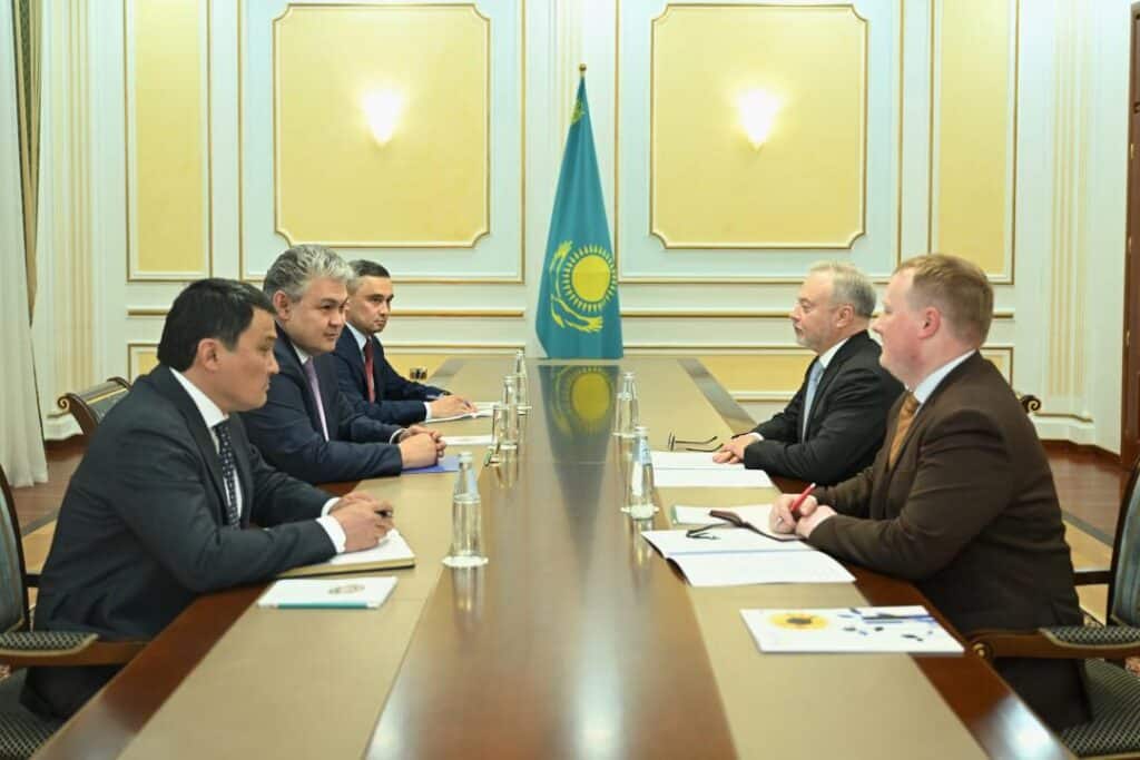 Казахстан и Украина обсудили развитие двустороннего сотрудничества