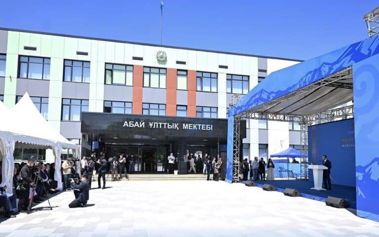 Алматыда «Абай ұлттық мектебінің» жаңа ғимараты ашылды
