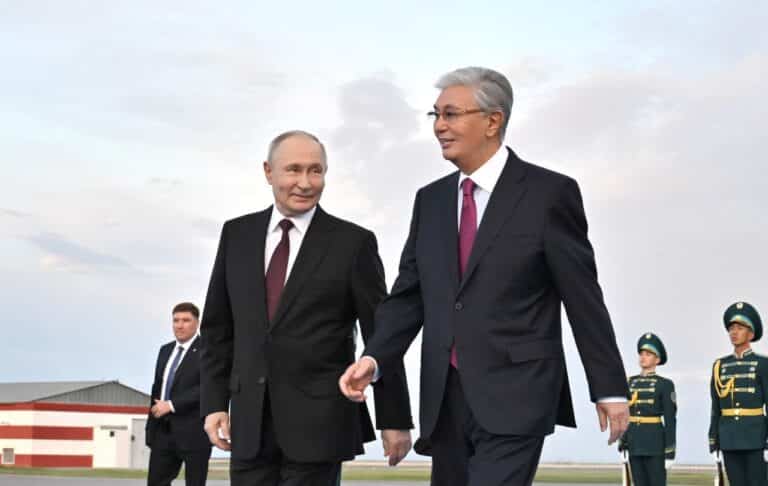 Владимир Путин Қазақстанға мемлекеттік сапармен келді