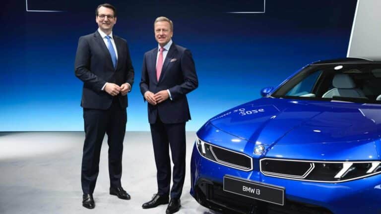 Глава Mercedes попрощался с ушедшим в отставку гендиректором BMW