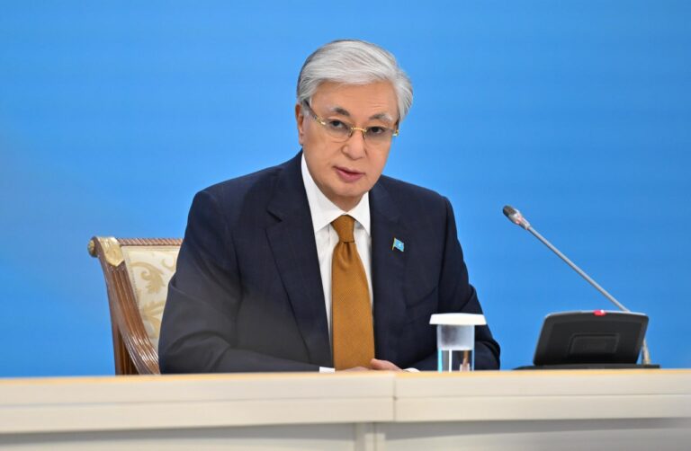 Токаев поручил превратить Казахстан в криптохаб