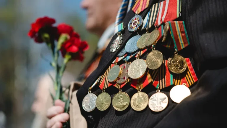 Поколение героев: Сколько фронтовиков встретят День Победы в 2026 году