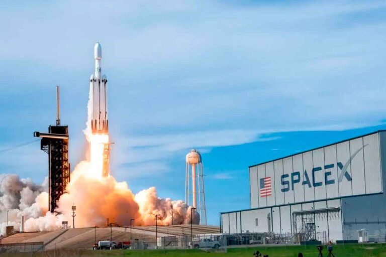 SpaceX-тің IPO алдындағы құны 1,8 трлн доллардан асуы мүмкін