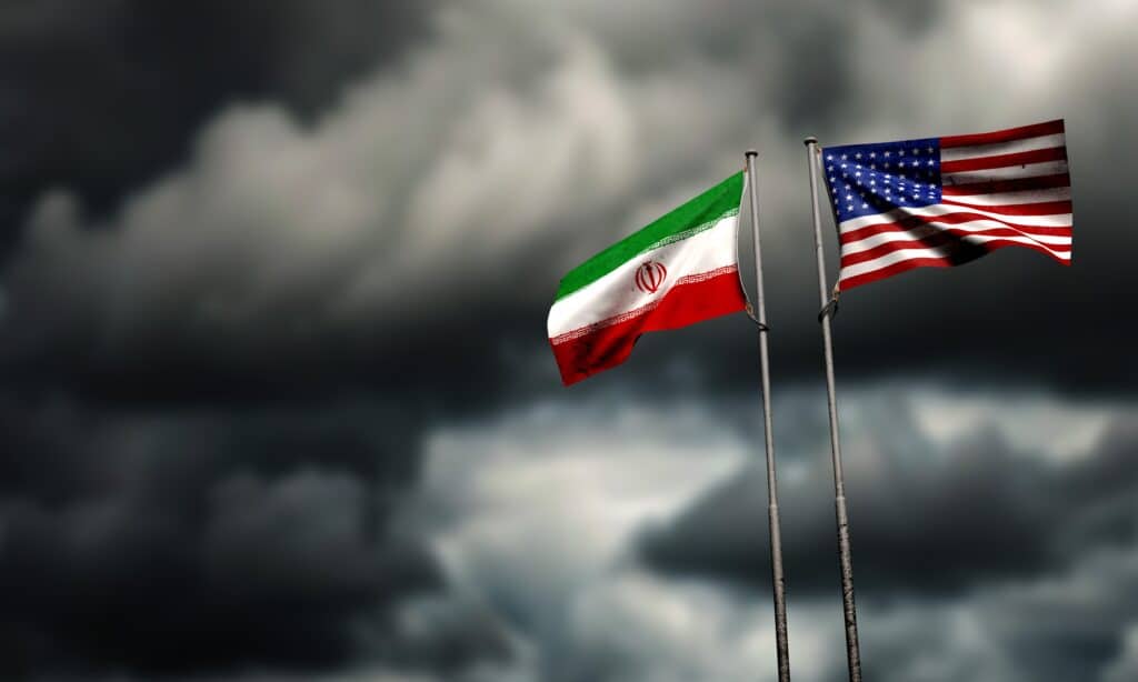 Тегеран ответит на новые удары США и Израиля
