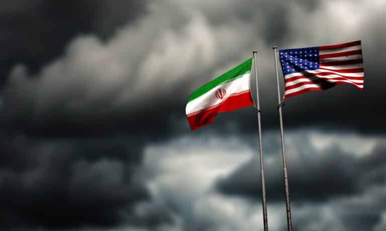 Тегеран ответит на новые удары США и Израиля