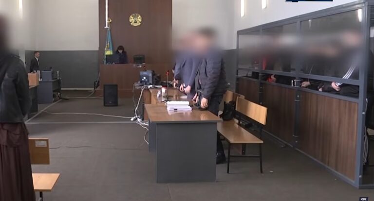 10 членов ОПГ рэкетиров осудили в Караганде за вымогательства у шахтеров