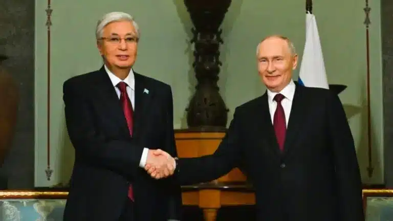 Путин келе жатыр