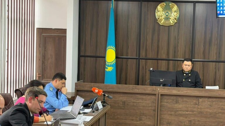 Алматыда әл-Фарабидегі апатқа қатысты сот процесі басталды