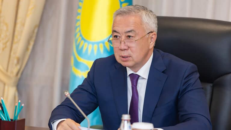 Жумангарин: наверняка, мы повысим минимальные зарплаты