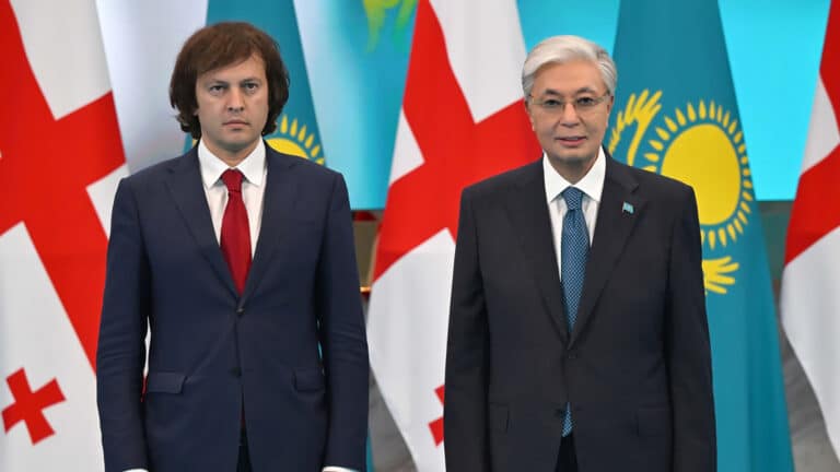 Токаев и Кобахидзе перевели отношения Казахстана и Грузии в статус стратегических