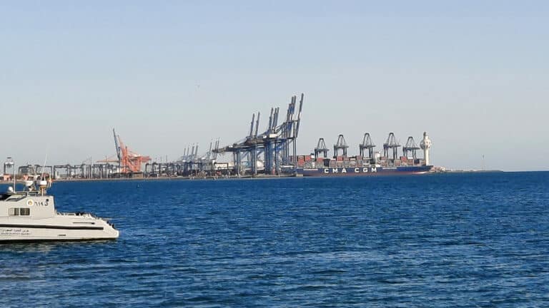 Казахстан рассматривает два маршрута выхода к Аравийскому морю