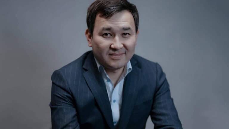 Свидетель по делу о хулиганстве рассказал, как его ударил Асет Матаев
