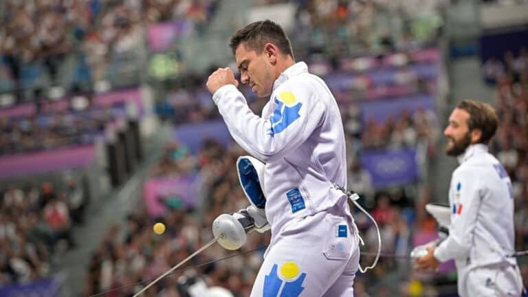 Шпажист Руслан Курбанов завоевал бронзу чемпионата Азии по фехтованию