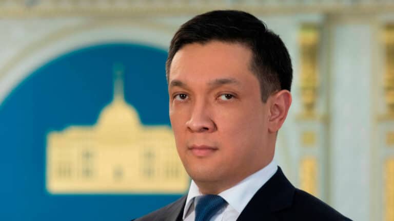 Токаев перевел своего помощника на руководящий пост в Администрации президента