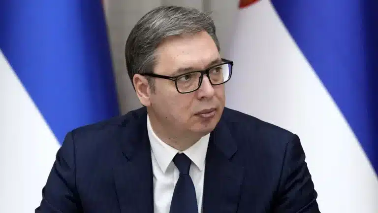 Сербия Президенті Александр Вучич қызметінен кететінін мәлімдеді