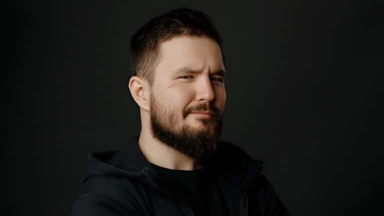 Стендап-комик Алибек Жумабаев может отсидеть за мат на судью во время игры «Елимая»