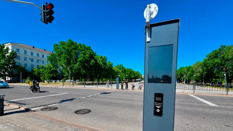 Светофор с Face ID будет ловить нарушителей ПДД в Караганде