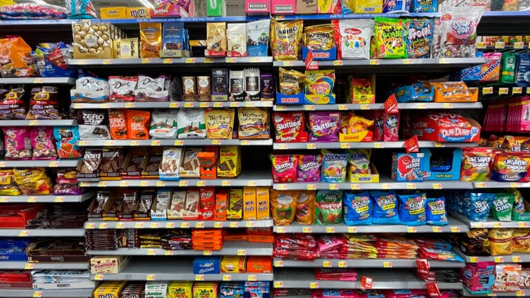 Candy store boom defies retail slowdown in New York area