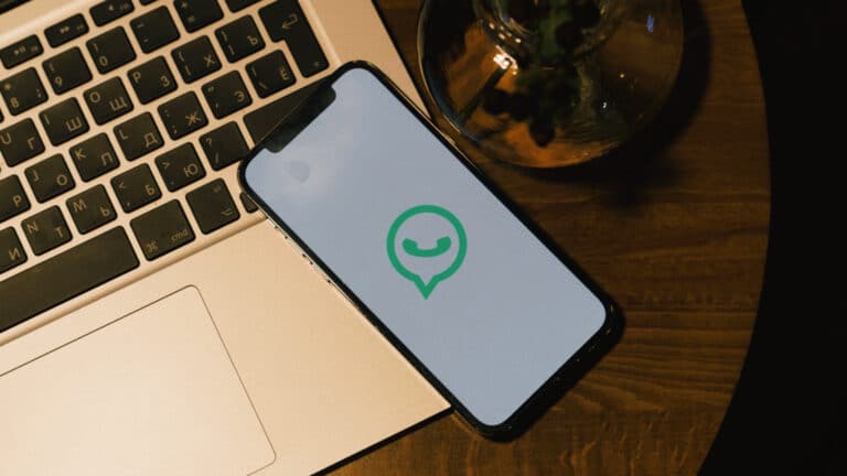 В WhatsApp теперь можно будет общаться без номера телефона