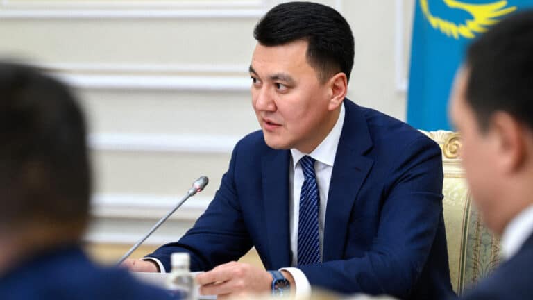Ерлан Карин стал первым замглавы Администрации Президента