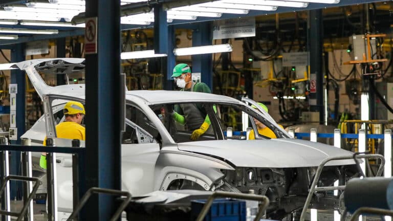 Автозаводы Казахстана резко нарастили выпуск машин