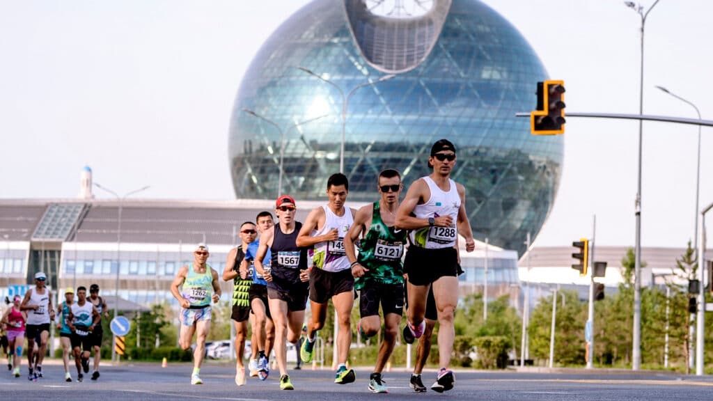 Фото: almaty-marathon.kz, бильд-редактор: Дастан Шанай