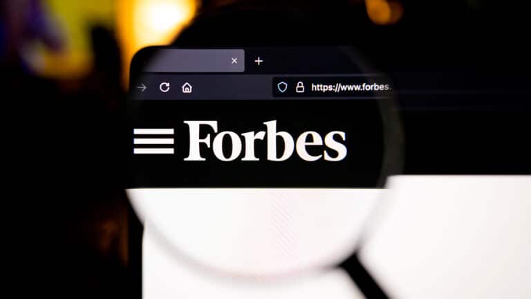 Богатые казахстанцы просили исключить их из списка Forbes