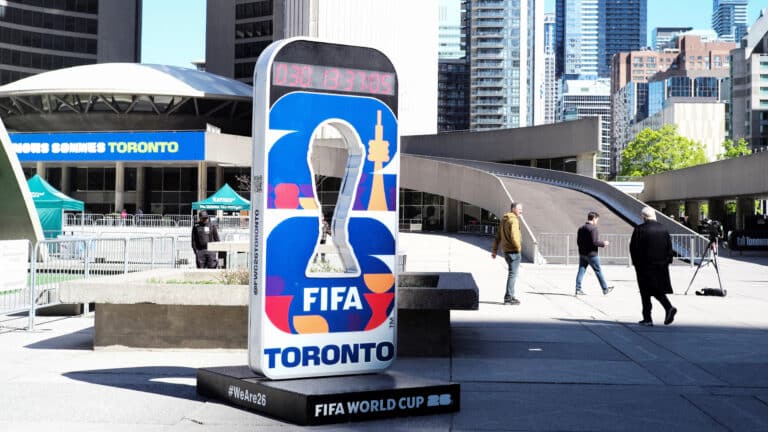 FIFA предлагает болельщикам купить место на табло чемпионата мира за $79