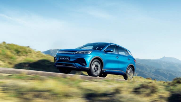 BYD Atto 3 собрал 30 тыс. заказов за неделю после премьеры в Китае